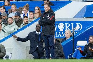 桑德兰主帅：我们中场累计4张黄牌，强度只能发挥60%至70%